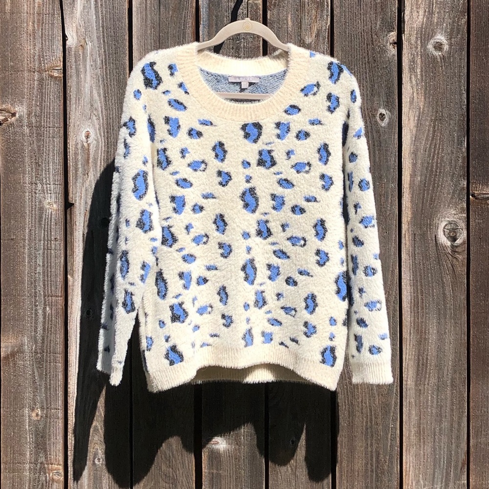 Cyrus crew neck animal print oversized sweater size small